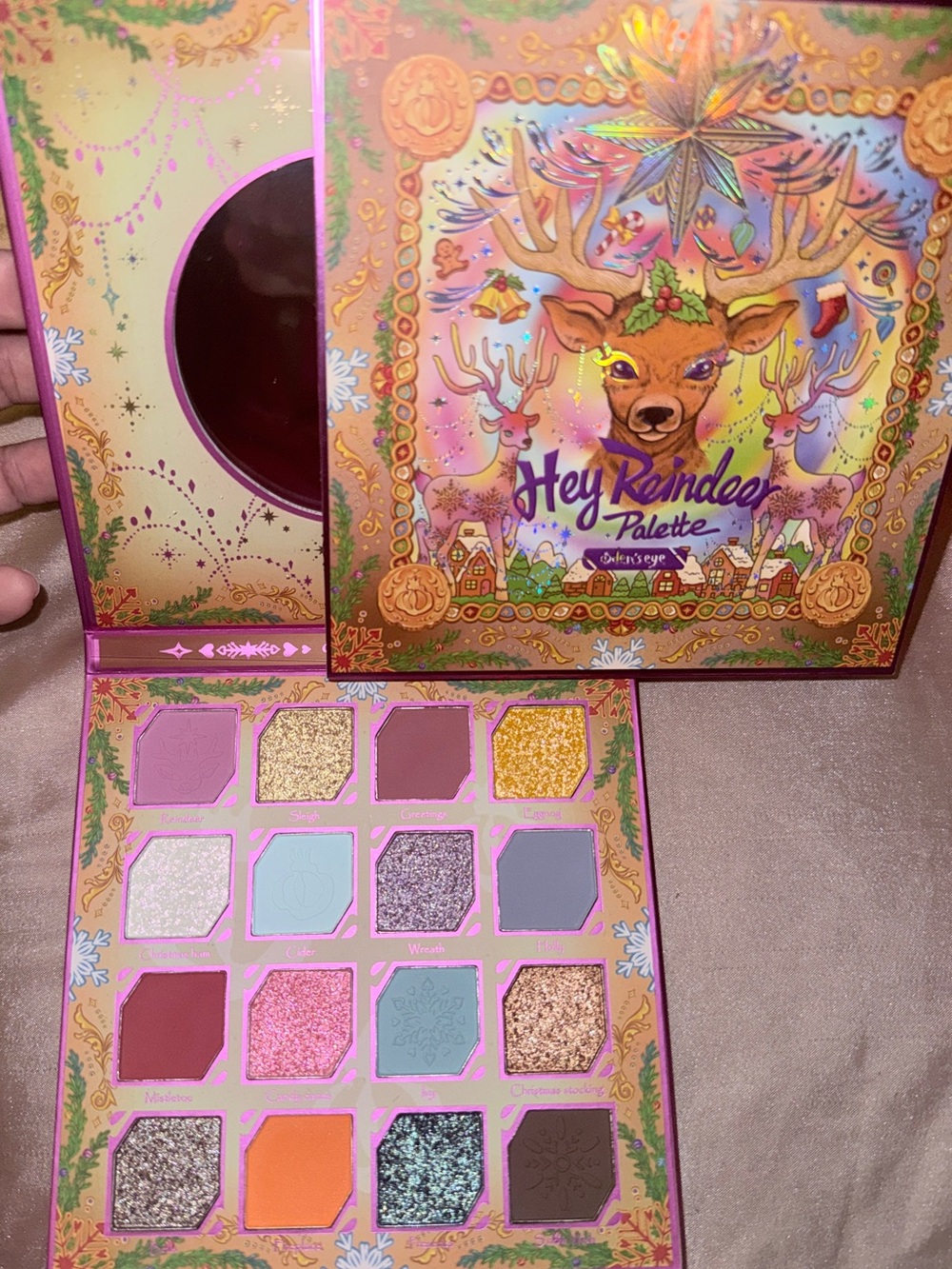 Hey Reindeer Eyeshadow Palette – Pink, Gold & Blue Shades